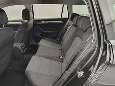 VW Passat 2.0 TDi Style DSG Navi / Led / PDC av+ar (2021) - Foto 13