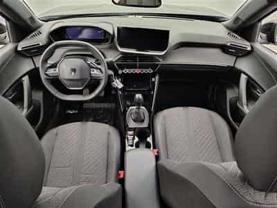 Peugeot 2008 1.2 PureTech Allure CARPLAY / FULL LED / PDC (2025) - Foto 8