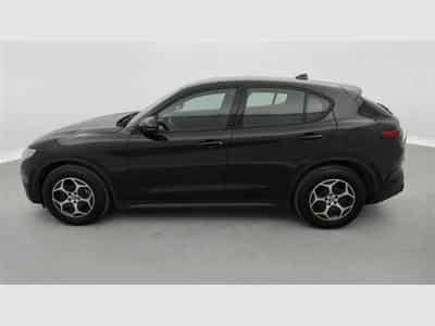 Alfa-Romeo Stelvio 2.2 MJD AT8 Q4 Super NAVI / FULL LED / CAMERA / JA 17" (2023) - Foto 3