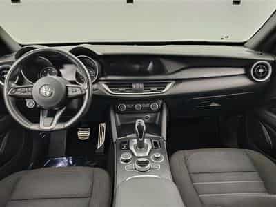 Alfa-Romeo Stelvio 2.2 MJD AT8 Q4 Super NAVI / FULL LED / CAMERA / JA 17" (2023) - Foto 8