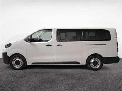 Toyota Proace 2.0 D-4D 145Cv 8PL CLIM / TEL / PDC AR (2025) - Photo 3
