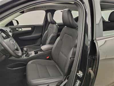 Volvo XC40 1.5 T3 Momentum Pro S-CUIR/NAVI/TO PANO/FULL LED/JA/PDC (2019) - Foto 7