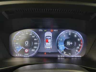 Volvo XC40 1.5 T3 Momentum Pro S-CUIR/NAVI/TO PANO/FULL LED/JA/PDC (2019) - Foto 10