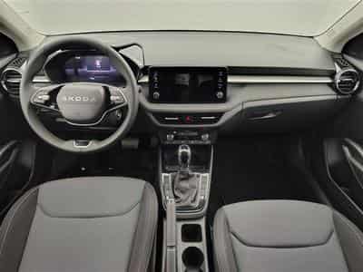 Skoda Fabia 1.0 TSI 115cv DSG Clever CARPLAY / FULL LED / KEYLESS / PDC (2026) - Foto 8