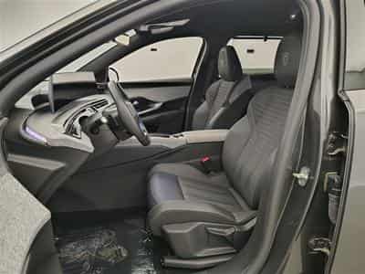 Peugeot 5008 1.2 Hybrid 145Cv e-DCS6 GT 7PL / NAVI / CARPLAY / CAMERA (2025) - Photo 7