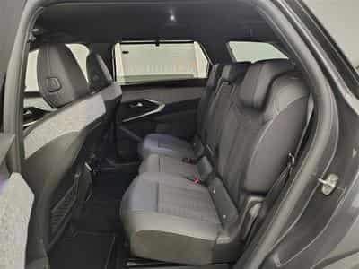 Peugeot 5008 1.2 Hybrid 145Cv e-DCS6 GT 7PL / NAVI / CARPLAY / CAMERA (2025) - Photo 13