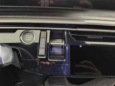 Peugeot 5008 1.2 Hybrid 145Cv e-DCS6 GT 7PL / NAVI / CARPLAY / CAMERA (2025) - Photo 12