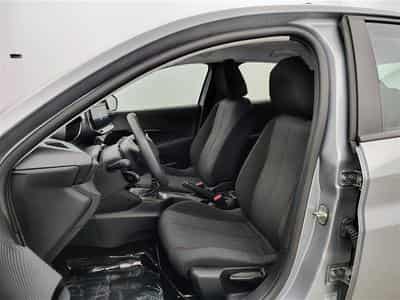 Peugeot 208 1.2i PureTech 100Cv Style (2025) - Foto 7