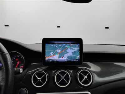 Mercedes GLA 180 GLA 180 *NAVI/CUIR/FULL LED/PDC AV-AR/S.CHAUFF* (2019) - Foto 11