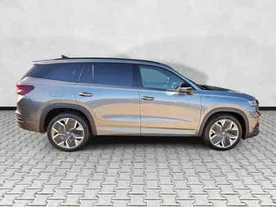 Skoda Kodiaq 1.5 TSI iV 150 kW Sportline (2026) - Foto 8