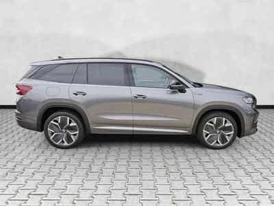 Skoda Kodiaq 1.5 TSI iV 150 kW Sportline (2026) - Foto 8