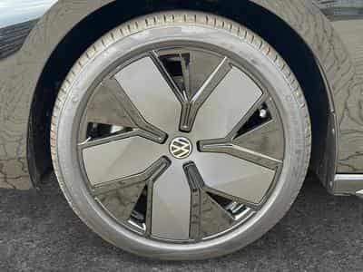 VW Passat Variant R-Line Edition Plus (2026) - Photo 11