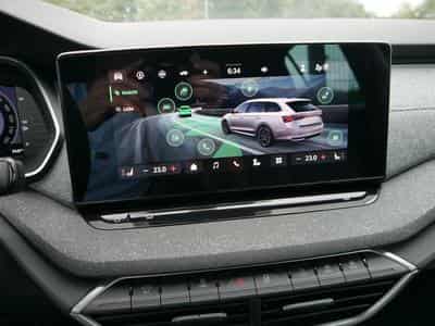 Skoda Octavia Selection (2026) - Photo 14