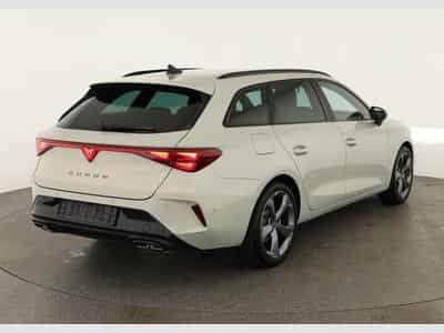 Cupra Leon 2.0 TSI 150 kW 4Drive (2026) - Photo 2