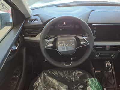 Skoda Kamiq Selection 1.5 TSI 7-Gang-DSG (2026) - Photo 8