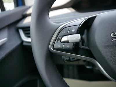 Skoda Elroq 60*ACC*PDC*LED*SHZ*KAMERA*TEMPOMAT*KLIMA*SMARTLINK*EL-HECKKL (2026) - Photo 13