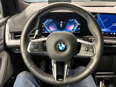 BMW 218 active tourer M-SPORT CUIR / TOIT PANO / HARMAN (2024) - Photo 9