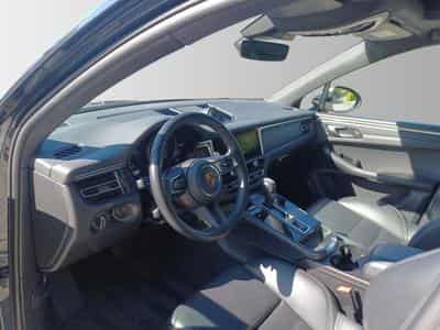 Porsche Macan 2.0 (2023) - Photo 9
