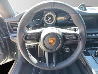 Porsche 911 Carrera 4 GTS (2024) - Foto 9