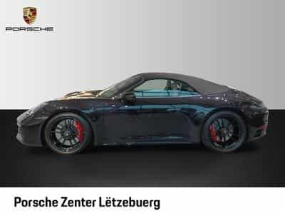 Porsche 911 Carrera 4 GTS Cabriolet (2024) - Foto 2