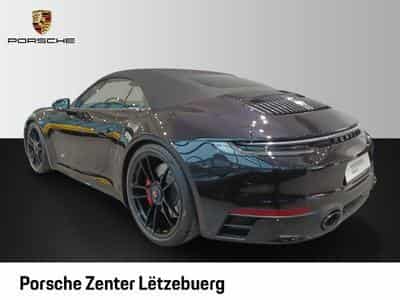 Porsche 911 Carrera 4 GTS Cabriolet (2024) - Foto 3