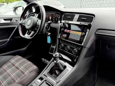 VW Golf Golf 7 Lim. GTI Performance /LED/CAM/CARPLAY/ (2019) - Photo 12