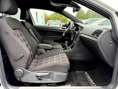 VW Golf Golf 7 Lim. GTI Performance /LED/CAM/CARPLAY/ (2019) - Photo 13