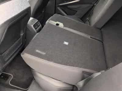 Peugeot 3008 Hybrid 145 e-DCS6 GT (2025) - Photo 12