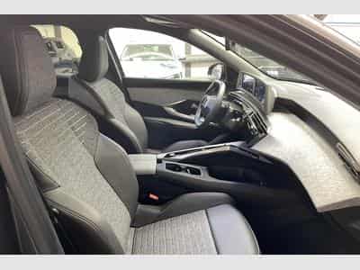 Peugeot 3008 Hybrid 145 e-DCS6 Allure (2025) - Photo 9