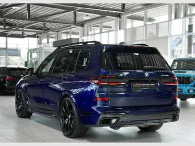 BMW X7 xD 40 d M Sport Pro 2H. *22*SkyLounge*Schale (2025) - Foto 9