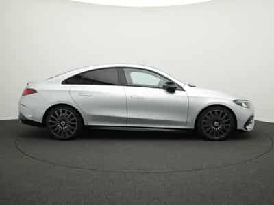 Mercedes CLA 200 AMG-Line (2025) - Photo 5