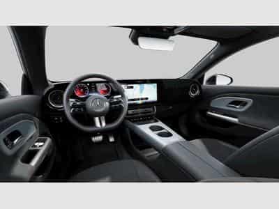 Mercedes CLA 180 AMG-Line (2025) - Photo 9