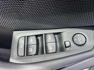 BMW 116 BUSINESS EDITION 5PORTES 109CV (2023) - Photo 11