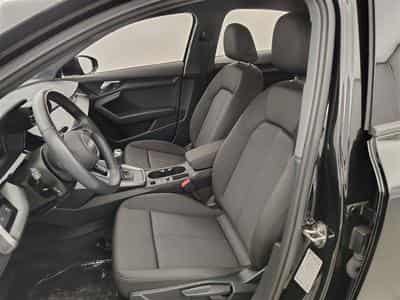 Audi A3 30 TDi Navi Cockpit / Led / PDC av+ar (2023) - Foto 7