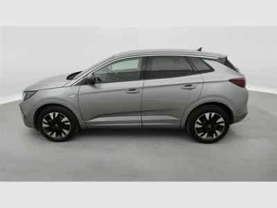 Opel Grandland 1.2 Turbo Business Elegance S&S (2023) - Foto 3