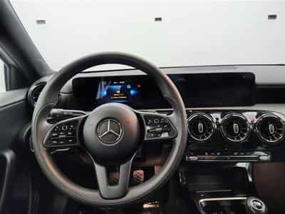 Mercedes A 160 A 160 Business NAVI/PDC AV AR (2022) - Foto 9