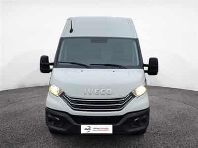 Iveco Daily 35S14V 2.3 Turbo 12M3 (2023) - Photo 5