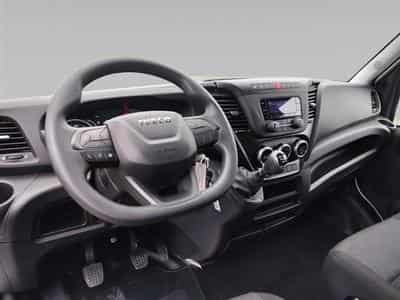 Iveco Daily 35S14V 2.3 Turbo 12M3 (2023) - Photo 8