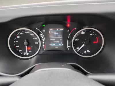 Iveco Daily 35S14V 2.3 Turbo 12M3 (2023) - Photo 10