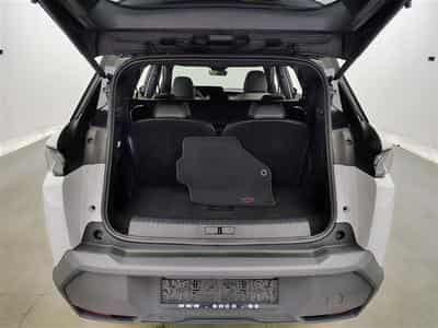 Peugeot 5008 1.2 Hybrid 145Cv e-DCS6 GT 7PL / NAVI / CARPLAY / CAMERA (2025) - Photo 14