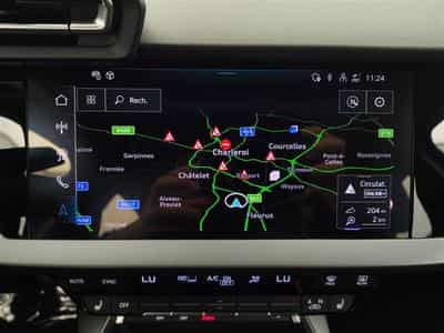 Audi A3 30 TFSi Navi Cockpit / Led / PDC (2025) - Foto 11