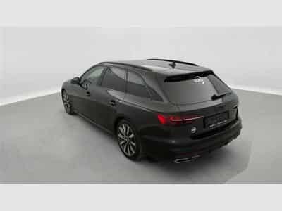 Audi A4 Avant 35 TFSI S-Tronic S-line Compétition (2024) - Foto 2