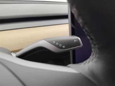 Tesla Model 3 Standard Plus NAVI / FULL LED / CUIR / PANO (2023) - Foto 13