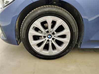 BMW 318 Touring 318 dA MHEV AdBlue (2021) - Foto 6