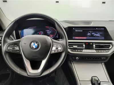 BMW 318 Touring 318 dA MHEV AdBlue (2021) - Foto 9