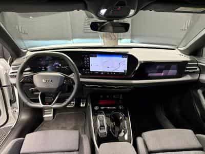 Audi A5 AVANT 40 tfsi 204cv S-Line Edition (2025) - Foto 2