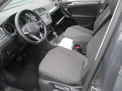 VW Tiguan Life 2.0 TDI 150CH DSG 7 (2023) - Foto 2