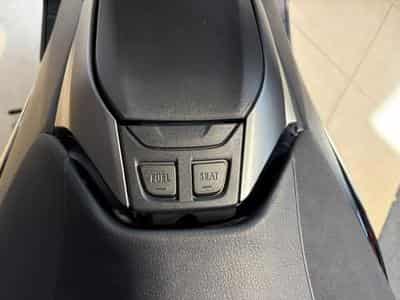 Yamaha T-Max Tech Max (2021) - Foto 10