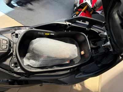 Yamaha T-Max Tech Max (2021) - Foto 14