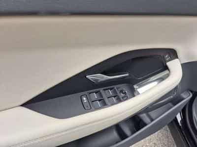 Jaguar E-Pace SPORT P250 AWD / FULL SERVICE (2019) - Foto 8